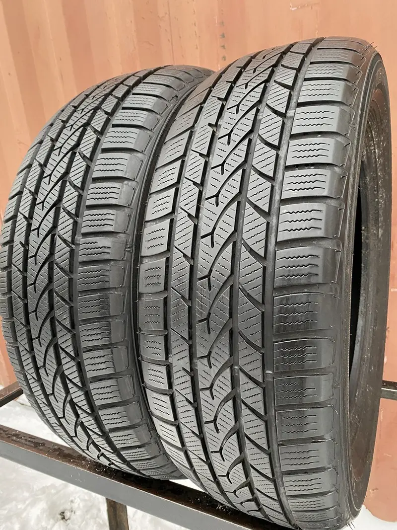 Пара б/у шин 235/60 R18 Falken Eurowinter HS-439