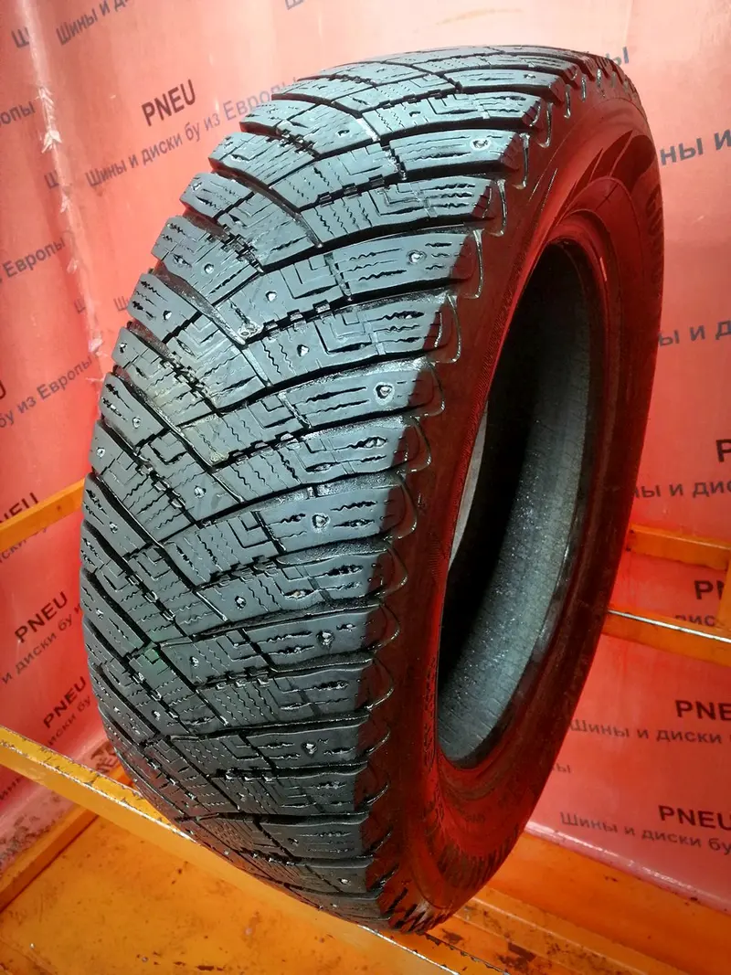 Б/у шина 235/60 R18 Goodyear Ultra Grip Ice Arctic SUV 4x4