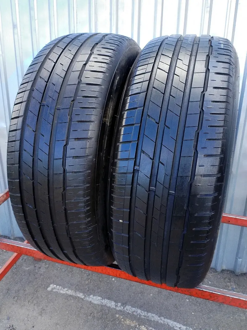 Пара б/у шин 235/60 R18 Hankook Ventus S1 Evo3 SUV K127A