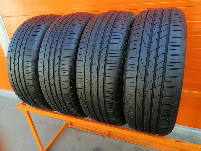 Комплект б/у шин 235/60 R18 Hankook Ventus S1evo 2 SUV K117