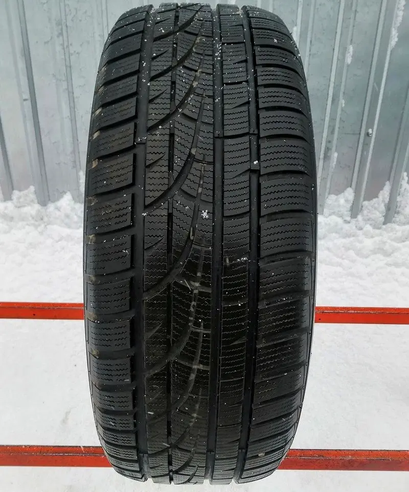 Б/у шина 235/60 R18 Hankook Winter I Cept Evo W310