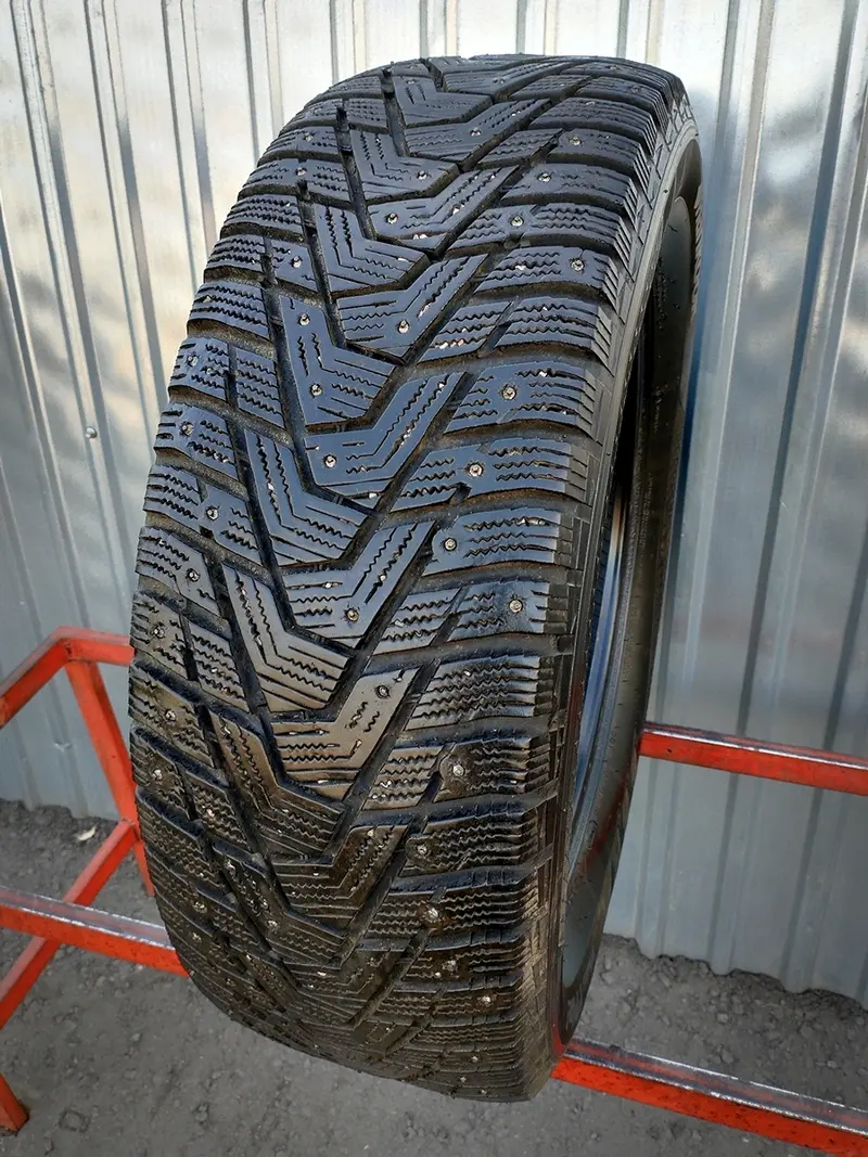 Б/у шина 235/60 R18 Hankook Winter i Pike RS2 W429