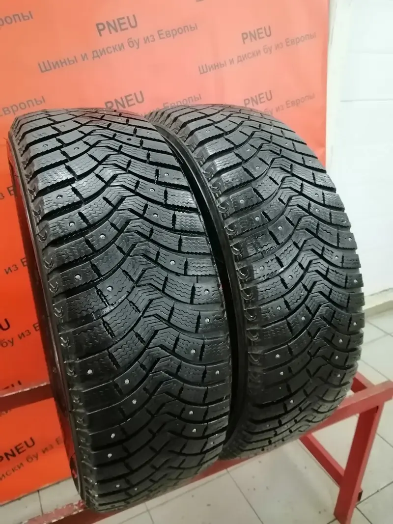 Пара б/у шин 235/60 R18 Michelin Latitude X-Ice North 2