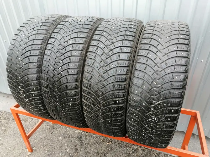 Комплект б/у шин 235/60 R18 Michelin Latitude X-Ice North 2