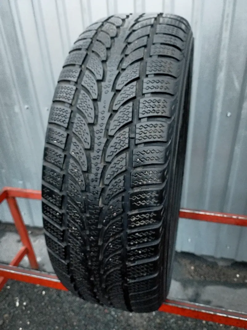 Б/у шина 235/60 R18 Minerva Eco Winter SUV
