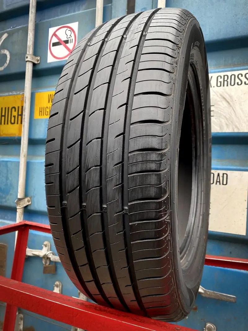 Б/у шина 235/60 R18 Nexen Nfera RU1 SUV, фото 1