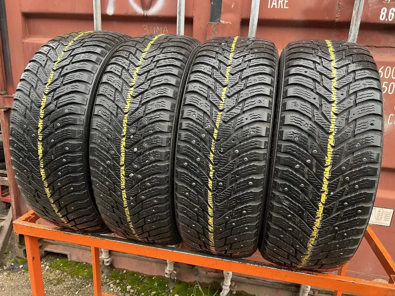 Комплект б/у шин 235/60 R18 Nokian Hakkapeliitta 8 SUV, фото 1