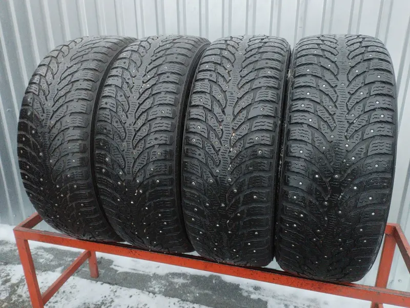 Комплект б/у шин 235/60 R18 Nokian Hakkapeliitta 9 SUV