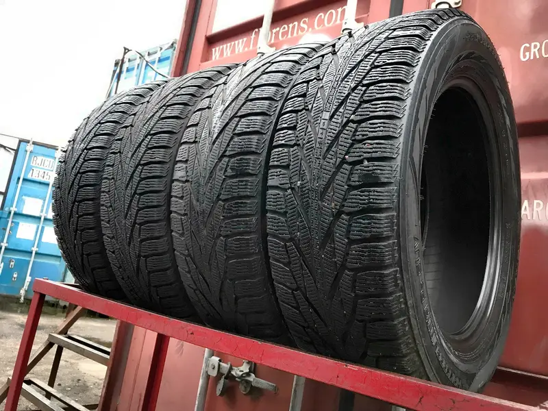 Комплект б/у шин 235/60 R18 Nokian Hakkapeliitta R2 SUV, фото 1