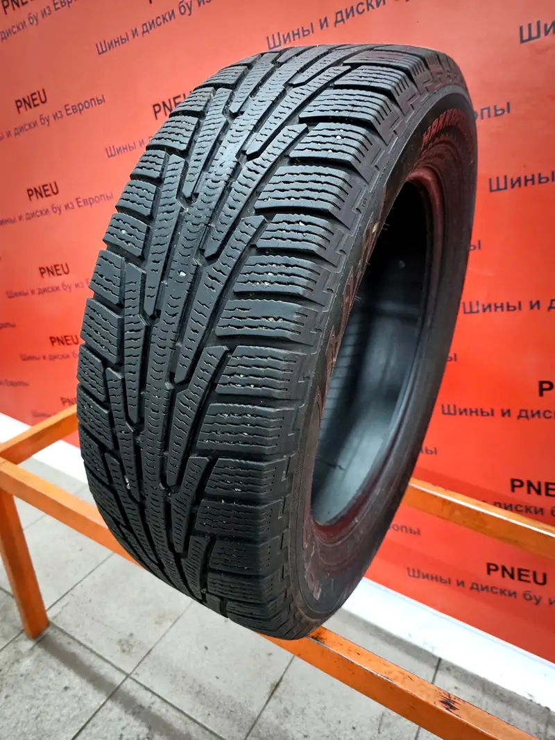 Б/у шина 235/60 R18 Nokian Hakkapeliitta R SUV