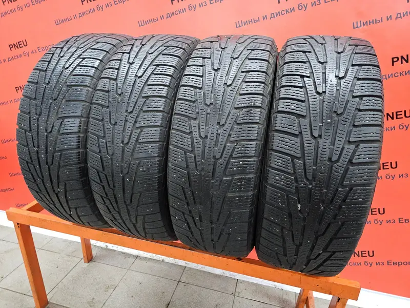 Комплект б/у шин 235/60 R18 Nokian Hakkapeliitta R SUV