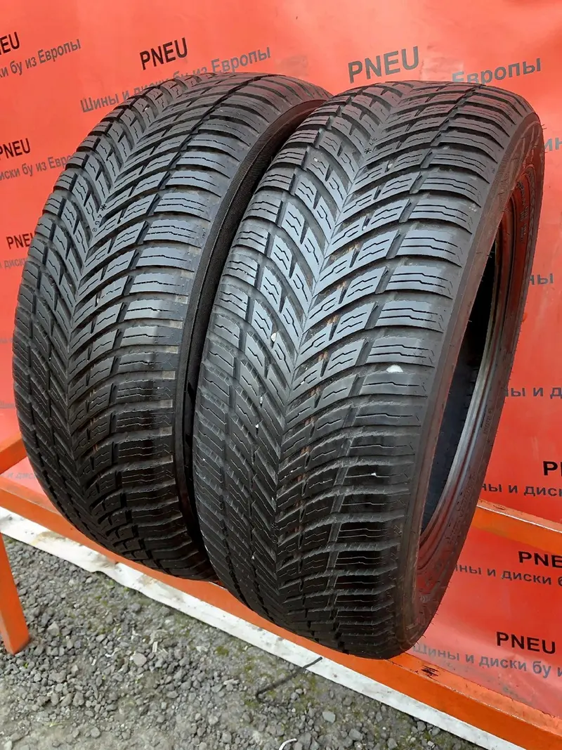 Пара б/у шин 235/60 R18 Nokian Seasonproof SUV