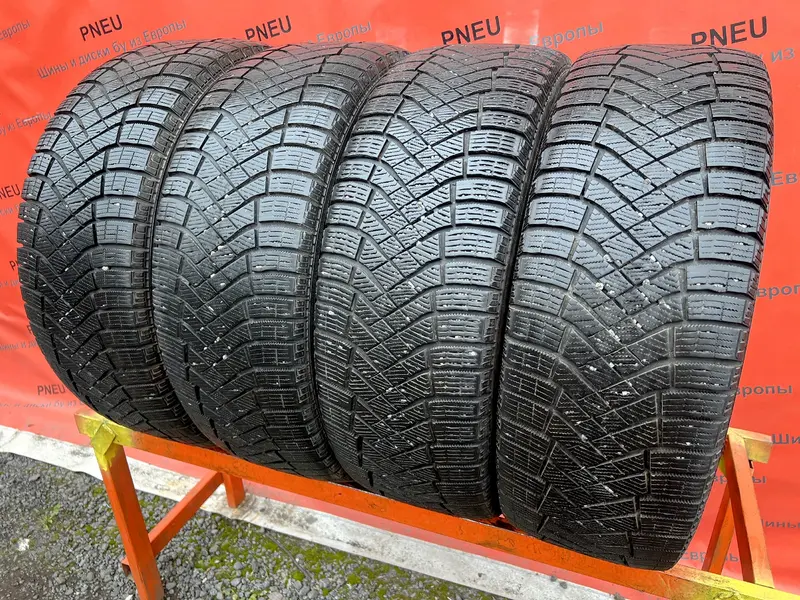 Комплект б/у шин 235/60 R18 Pirelli Ice Zero FR, фото 1