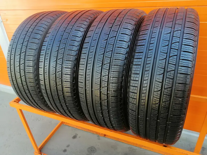 Комплект б/у шин 235/60 R18 Pirelli Scorpion Verde All Season