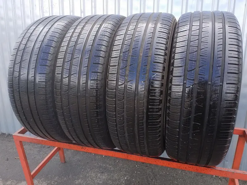 Комплект б/у шин 235/60 R18 Pirelli Scorpion Verde All Season