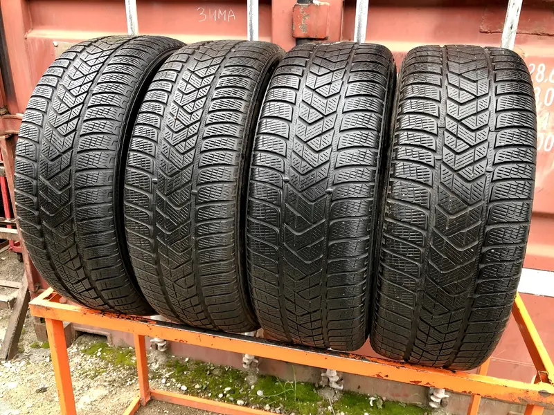 Комплект б/у шин 235/60 R18 Pirelli Scorpion Winter, фото 1