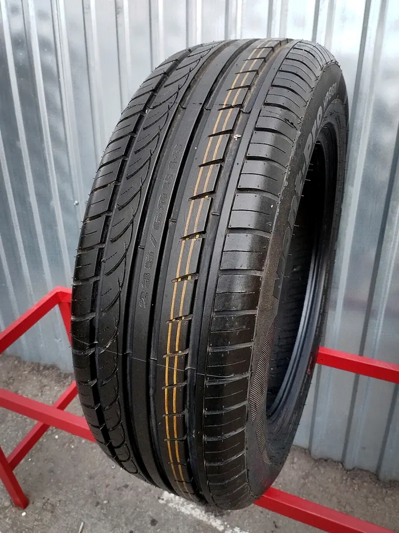 Новая шина 235/60 R18 Sunfull Mont-Pro HP881, фото 1
