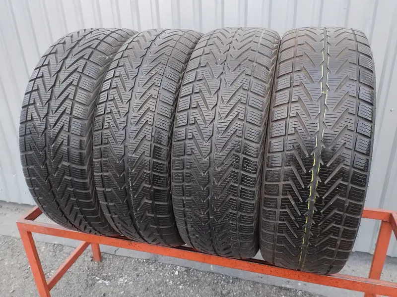 Комплект б/у шин 235/60 R18 Vredestein Wintrac 4 Xtreme