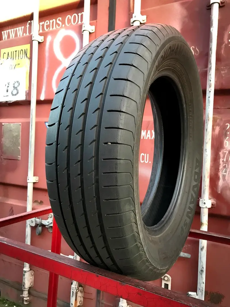 Б/у шина 235/60 R18 Yokohama Advan Sport V105 MO