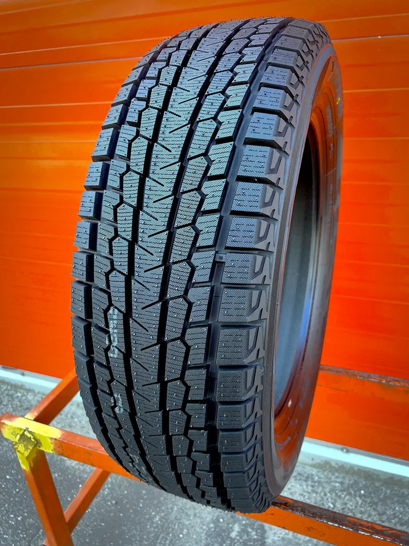Новая шина 235/60 R19 Yokohama IceGuard G075