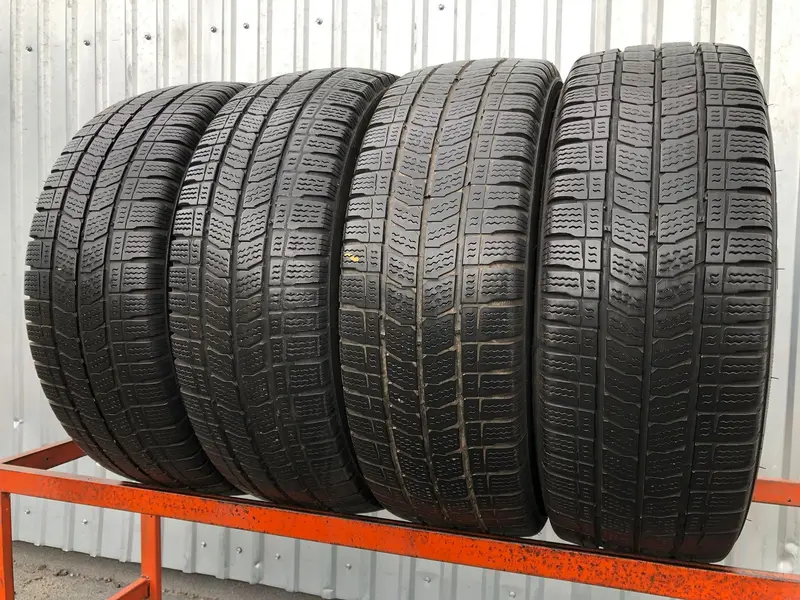 Комплект б/у шин 235/65 R16C BFGoodrich Activan Winter