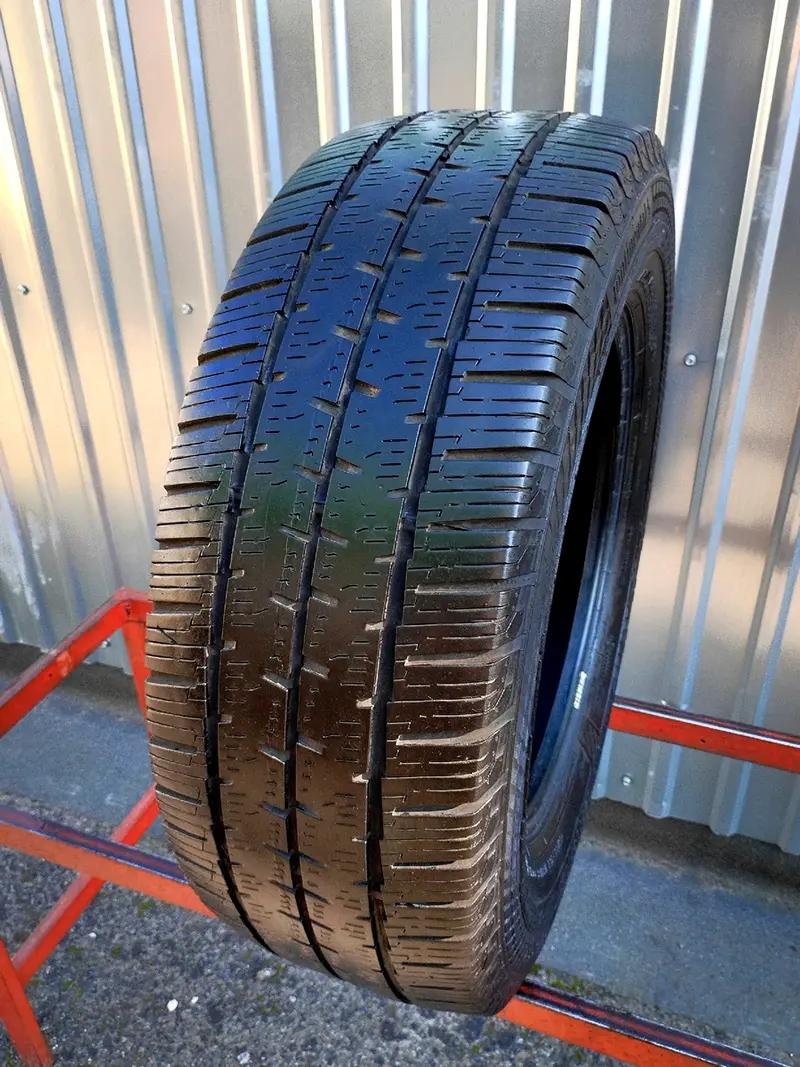 Б/у шина 235/65 R16C Continental VanContact 4Season
