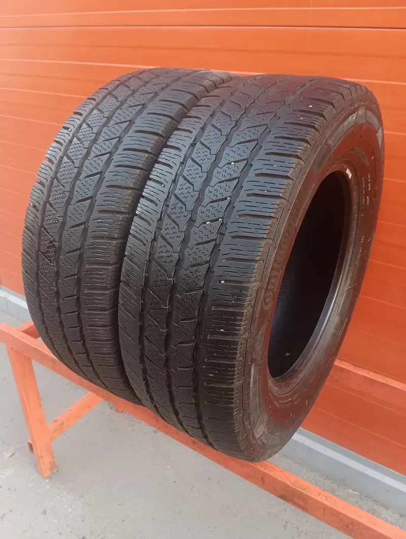 Пара б/у шин 235/65 R16C Continental VanContact Winter