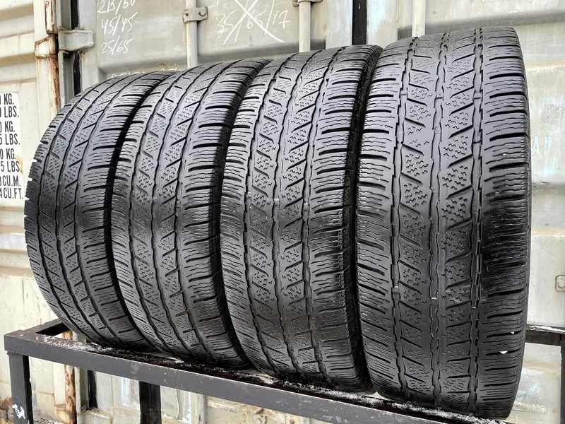 Комплект б/у шин 235/65 R16C Continental VanContact Winter