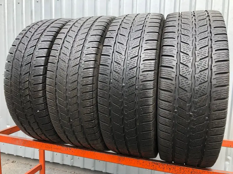 Комплект б/у шин 235/65 R16C Continental VanContact Winter