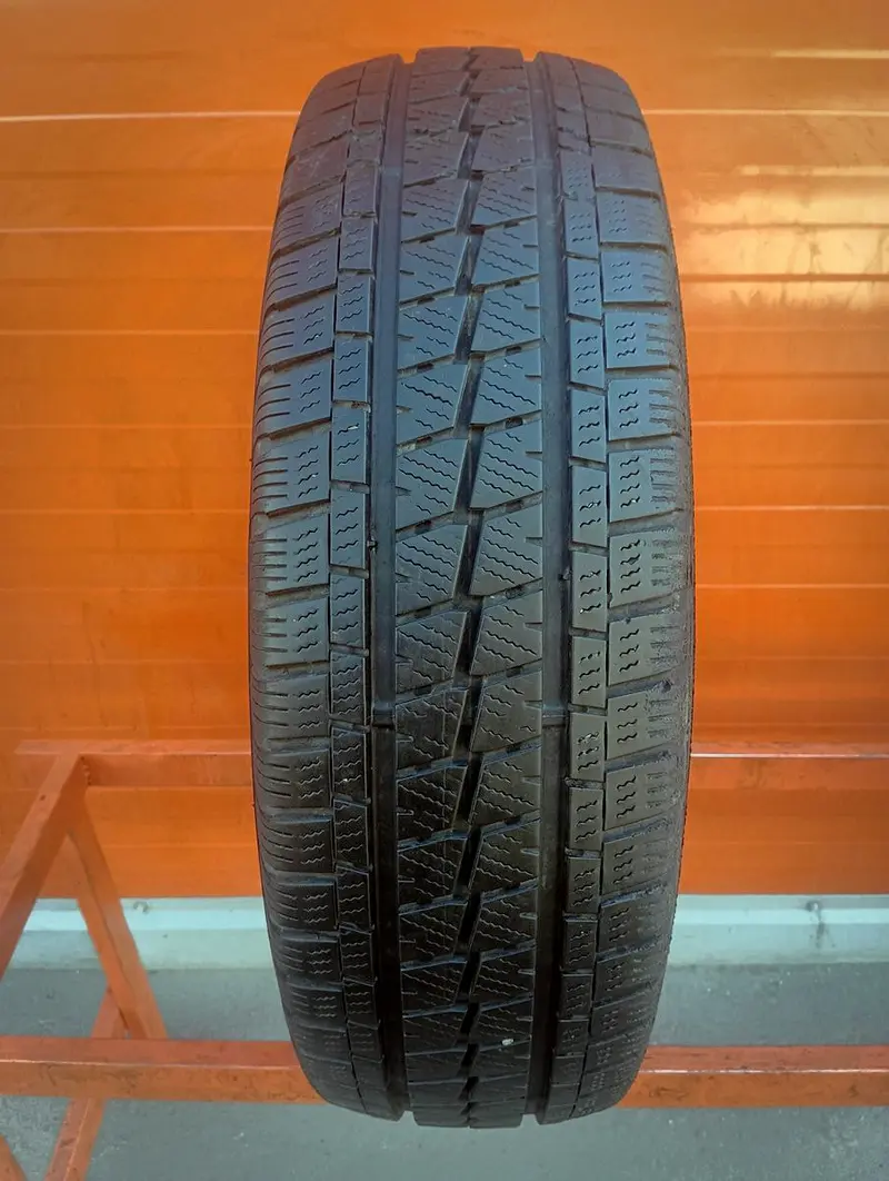 Б/у шина 235/65 R16C Falken EuroAll Season Van11