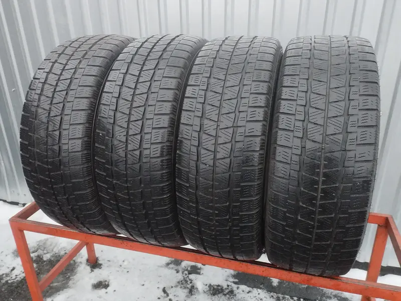 Комплект б/у шин 235/65 R16C Falken Eurowinter VAN01