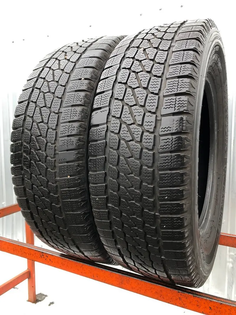 Пара б/у шин 235/65 R16C Firestone Vanhawk 2 Winter