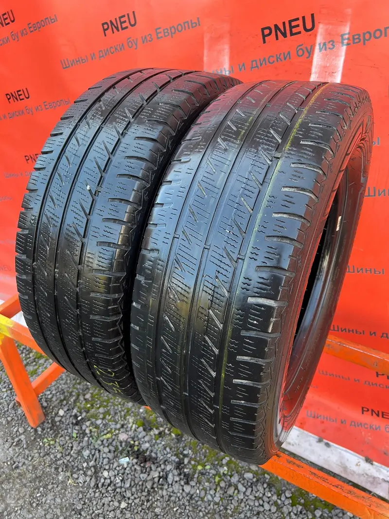 Пара б/у шин 235/65 R16C Goodyear Vector 4Seasons Cargo