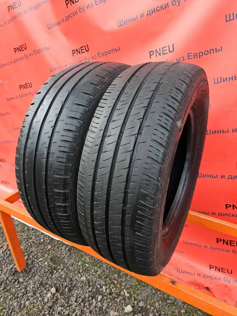 Пара б/у шин 235/65 R16C Hankook Vantra LT RA18