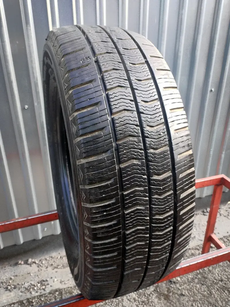 Б/у шина 235/65 R16C Kumho PorTran 4S CX11