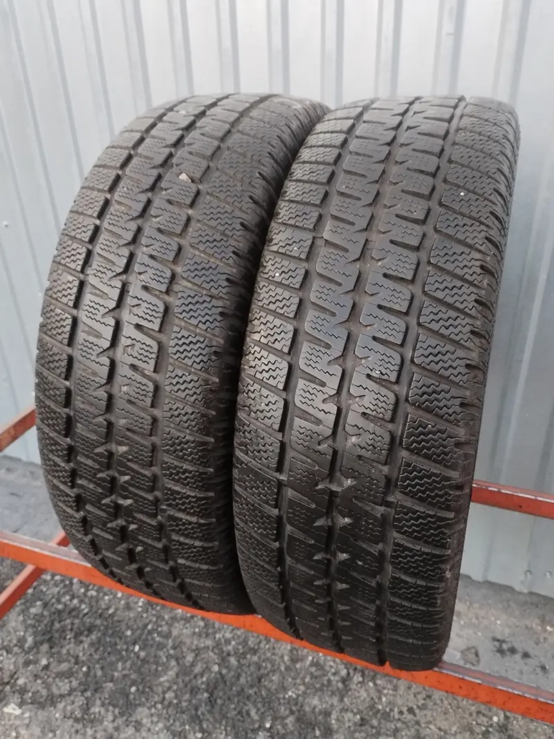 Пара б/у шин 235/65 R16C Matador MPS 530 Sibir Snow Van