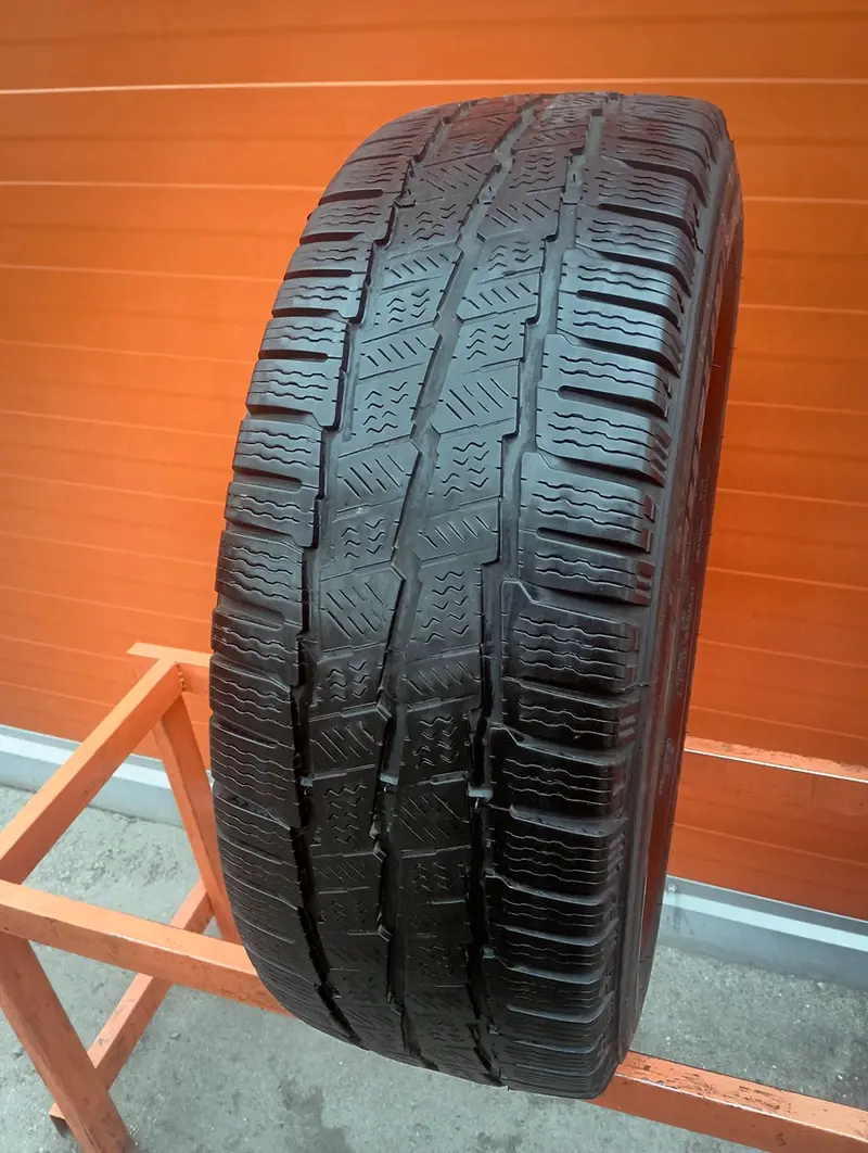 Б/у шина 235/65 R16C Michelin Agilis Alpin
