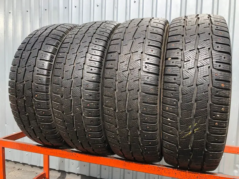 Комплект б/у шин 235/65 R16C Michelin Agilis X-Ice North