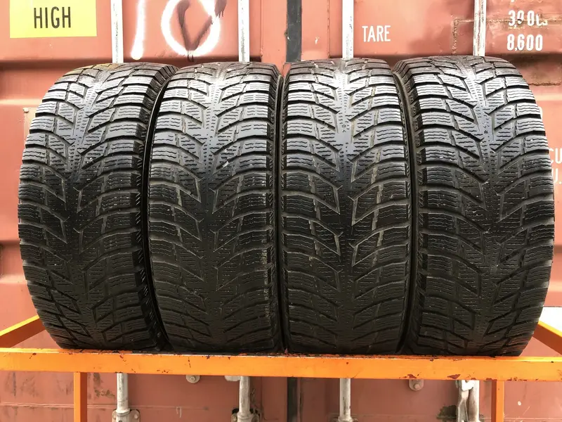 Комплект б/у шин 235/65 R16C Nokian Snowproof C, фото 1