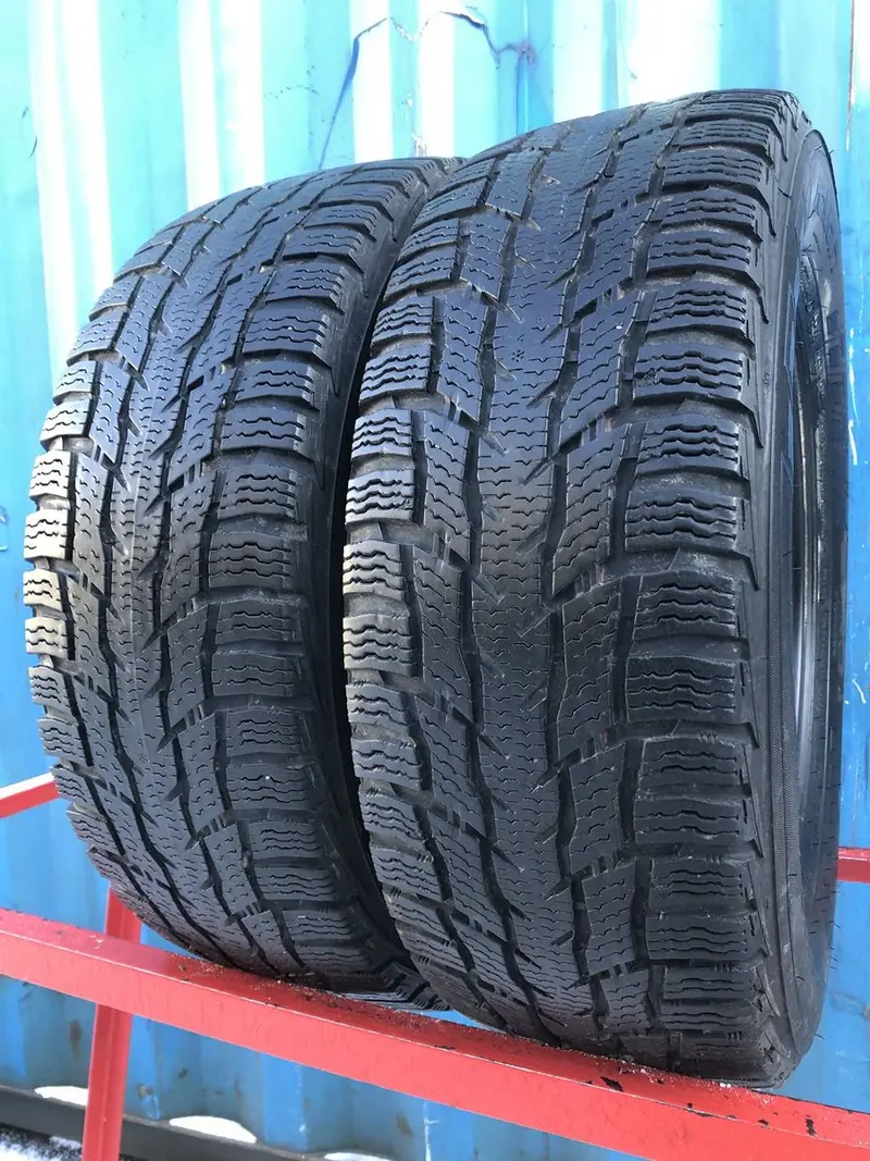 Пара б/у шин 235/65 R16C Nokian WR C3, фото 1