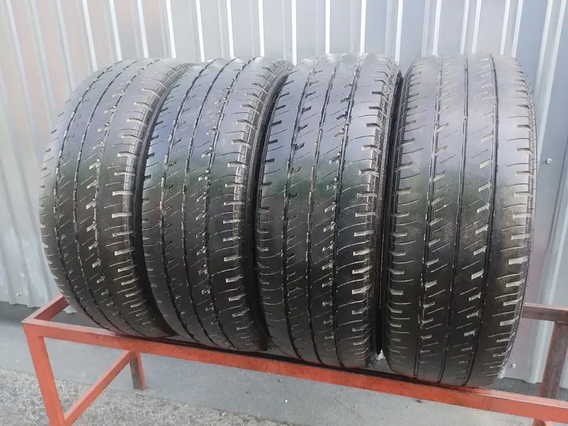Комплект б/у шин 235/65 R16C Vredestein Comtrac