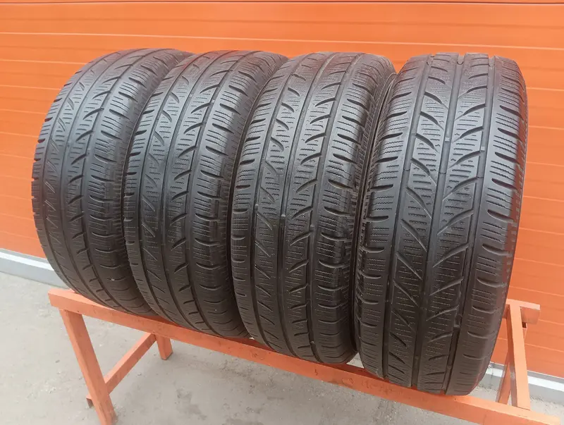 Комплект б/у шин 235/65 R16C Yokohama W.drive WY01