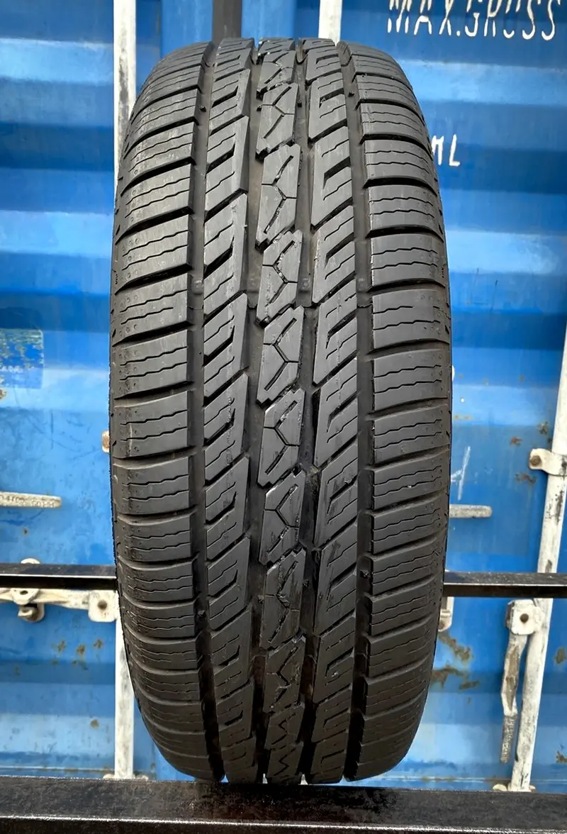 Б/у шина 235/65 R17 Barum Bravuris 4x4, фото 1