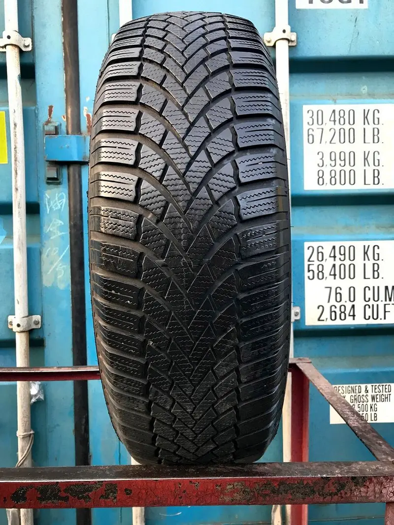 Б/у шина 235/65 R17 Bridgestone Blizzak LM-005