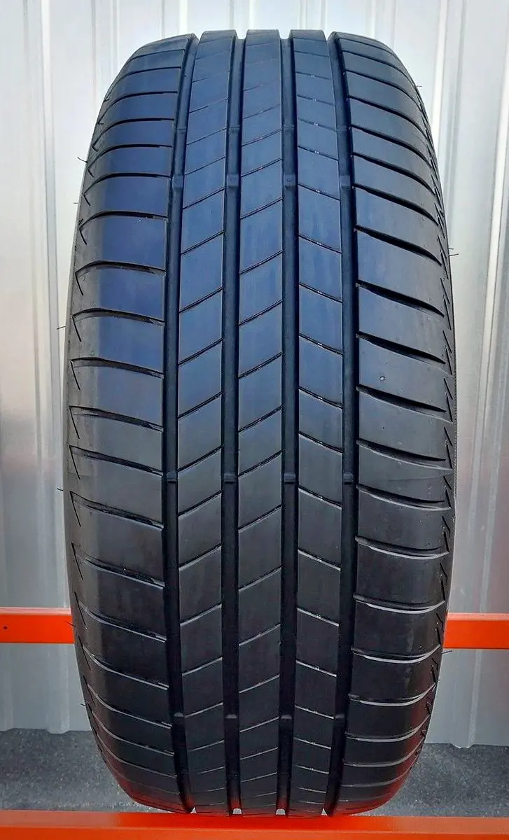 Б/у шина 235/65 R17 Bridgestone Turanza T005
