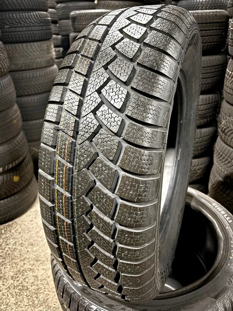 Б/у шина 235/65 R17 Continental Conti4х4WinterContact