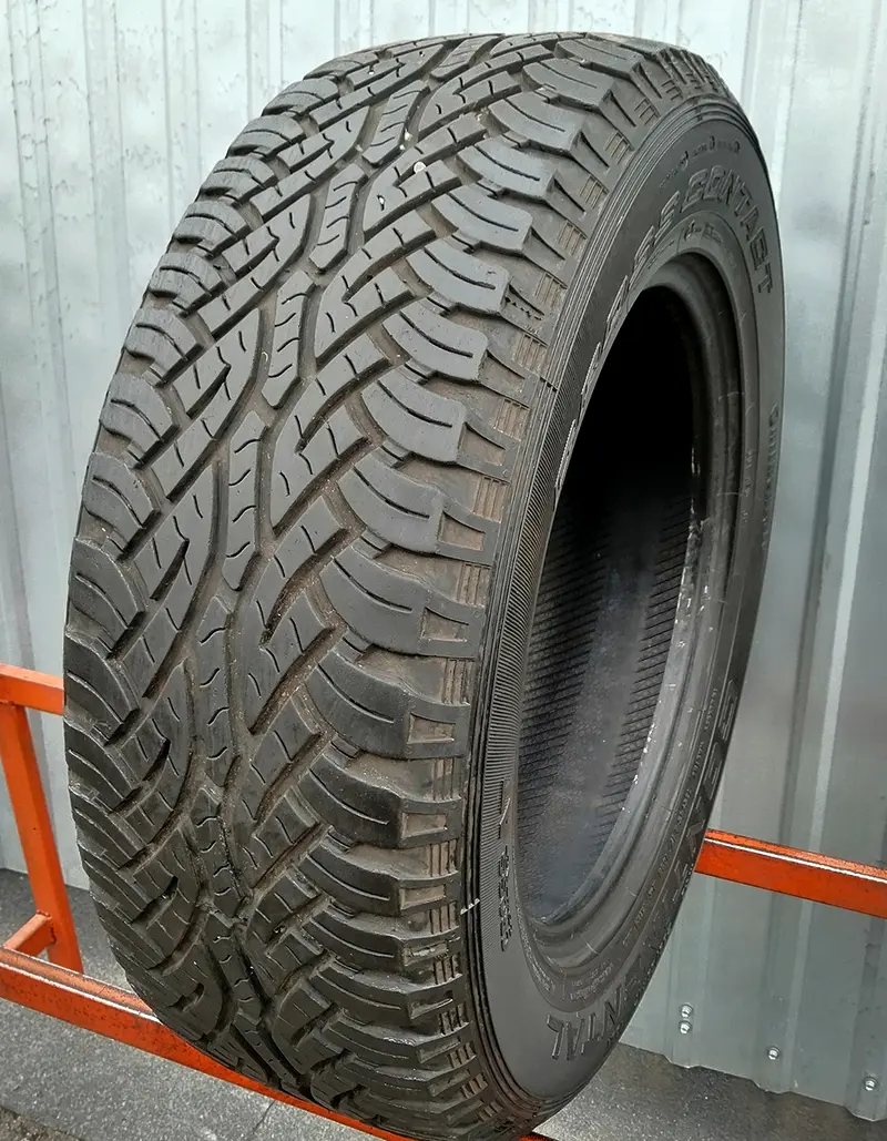 Б/у шина 235/65 R17 Continental ContiCrossContact AT
