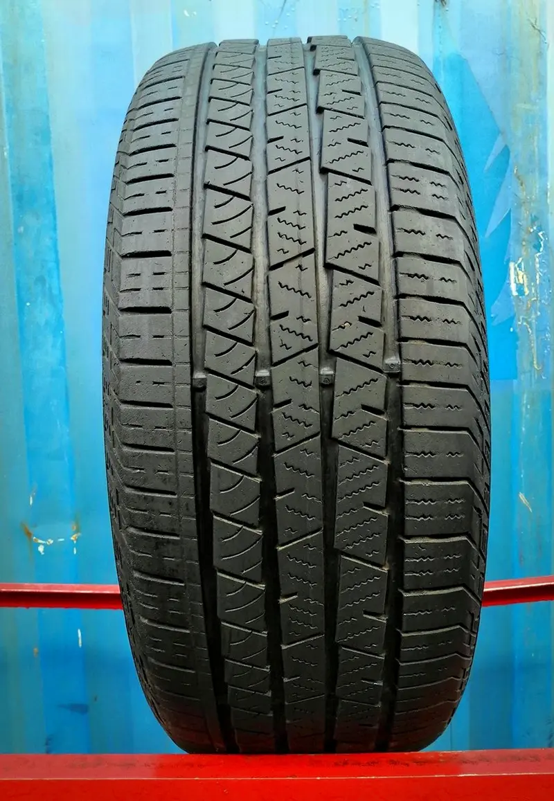 Б/у шина 235/65 R17 Continental ContiCrossContact LX