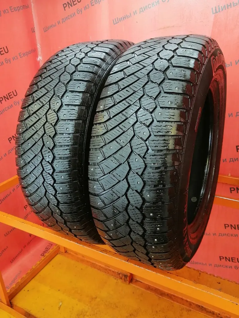 Пара б/у шин 235/65 R17 Continental ContiIceContact 4x4
