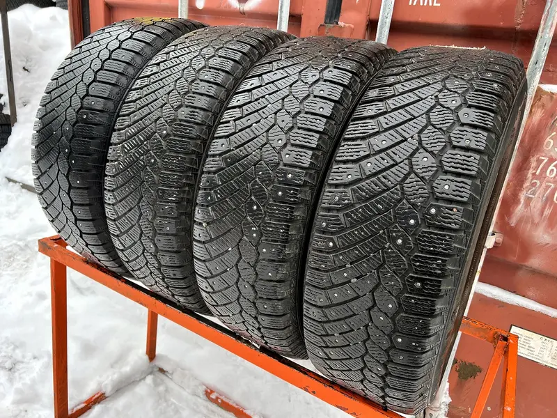 Комплект б/у шин 235/65 R17 Continental ContiIceContact 4x4